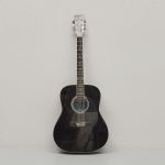 1092 8356 Gitarr